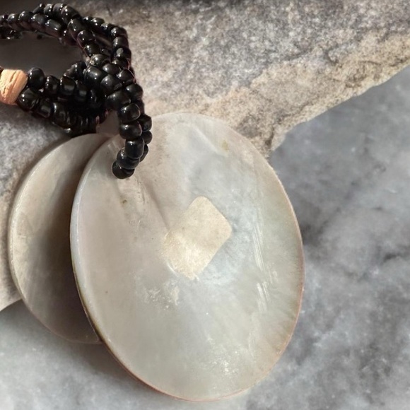 3x25* Twisted Seed Bead Necklace With Two Abalone & Wooden Accents - Picture 6 of 15